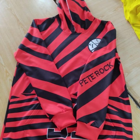 jogging Suit - Picture 4 of 5